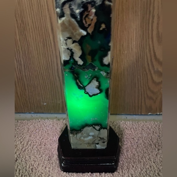 HUGE 22” volcano agate tower with raw druzy over 7 KGs UV, 4” wide, 3” thick - Picture 1 of 12
